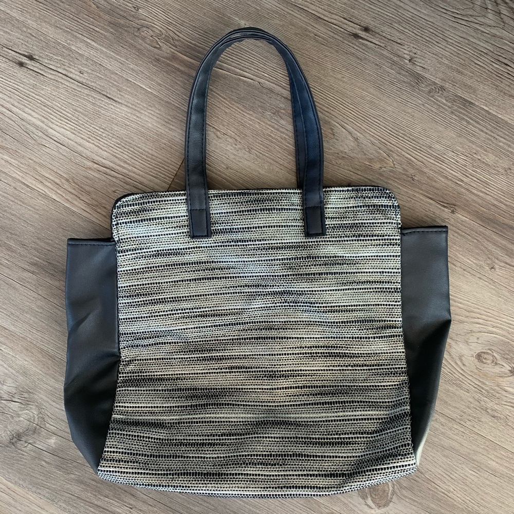 Black & Silver Tote